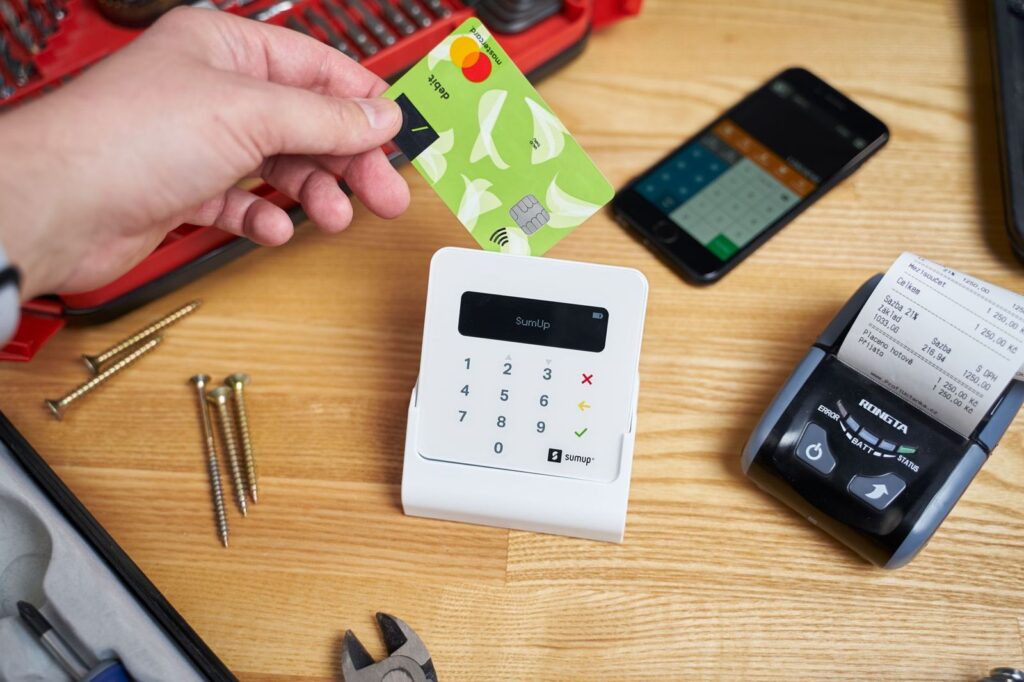 Paying by card with a printed receipt