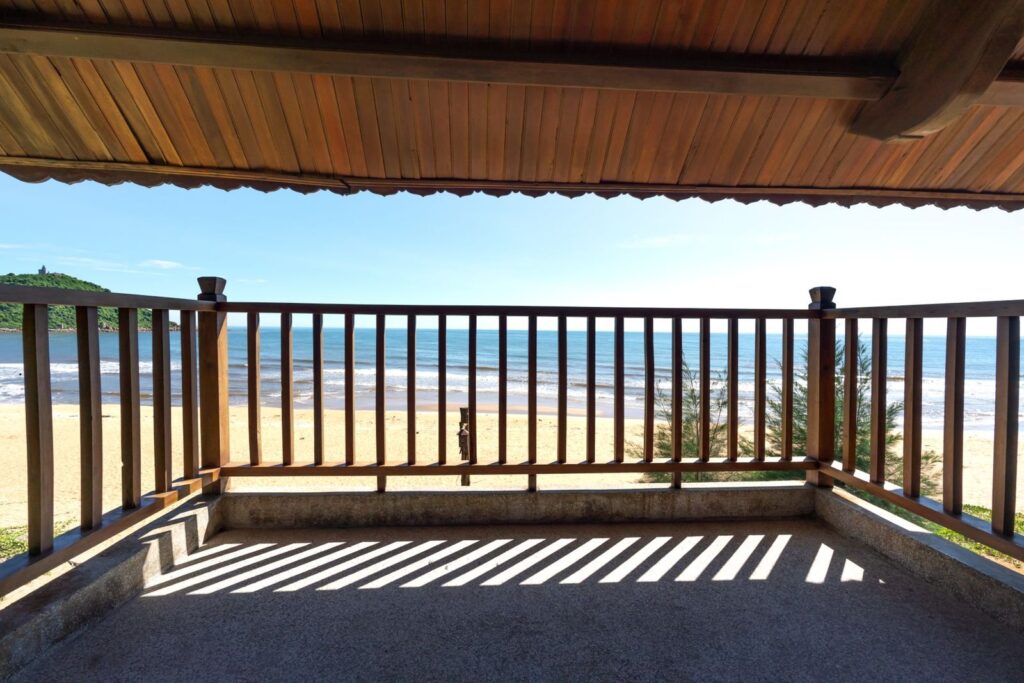 A balcony looking out over the sea